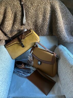 Crossbody / Shoulder Bag in Mustard Brown two bags